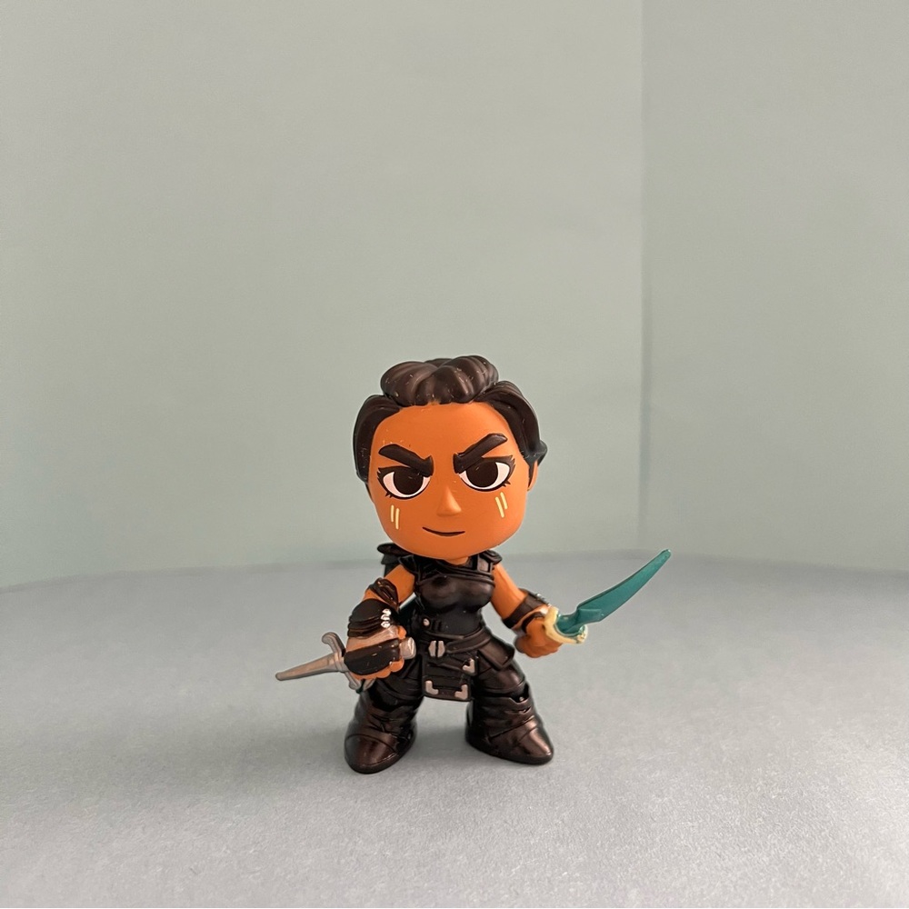 Funko Pop Mini Marvel Thor - Valkyrie